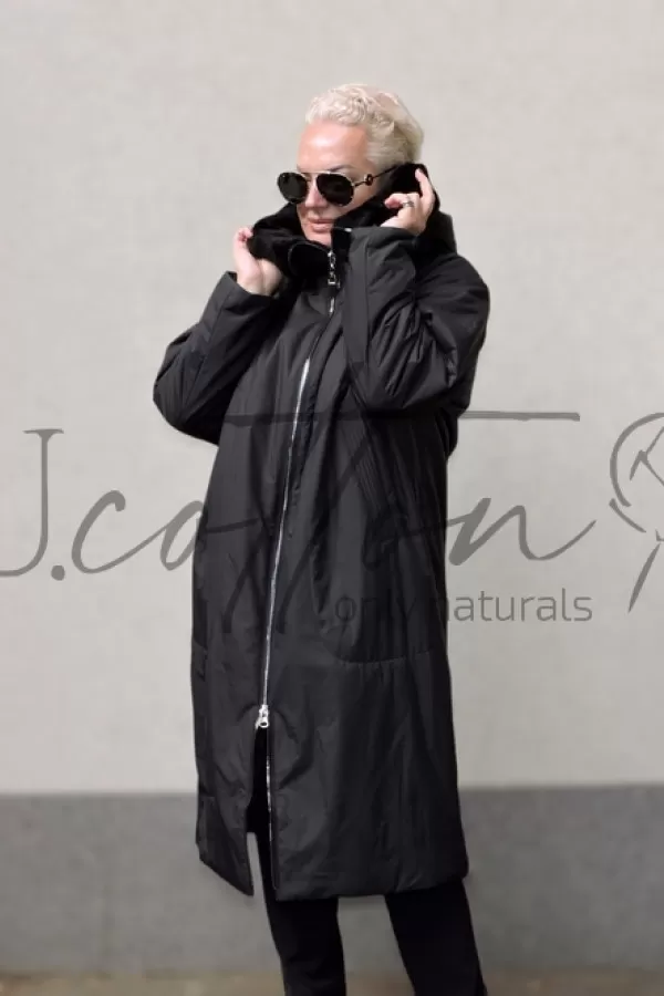 Пальто жіноче об'ємне чорне Black Pearl оversize