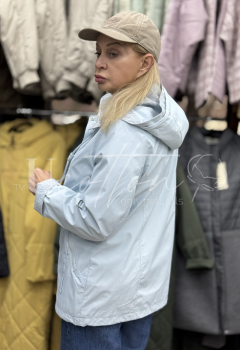 Куртка жіноча демісезонна із водонепроникної плащівки (мембрани) блакитна Весняне Небо 1179