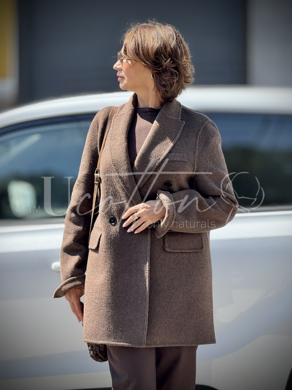 Піджак французький жіночий подовжений із кашеміру Пустельний Кемел 2582