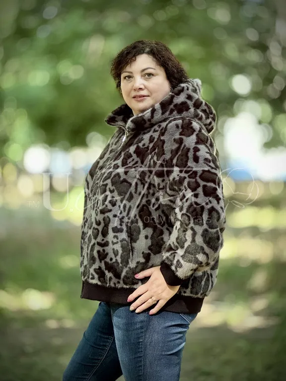 Двохстороння дублянка-бомбер з лазурової екошкіри і хутра Зелений Леопард