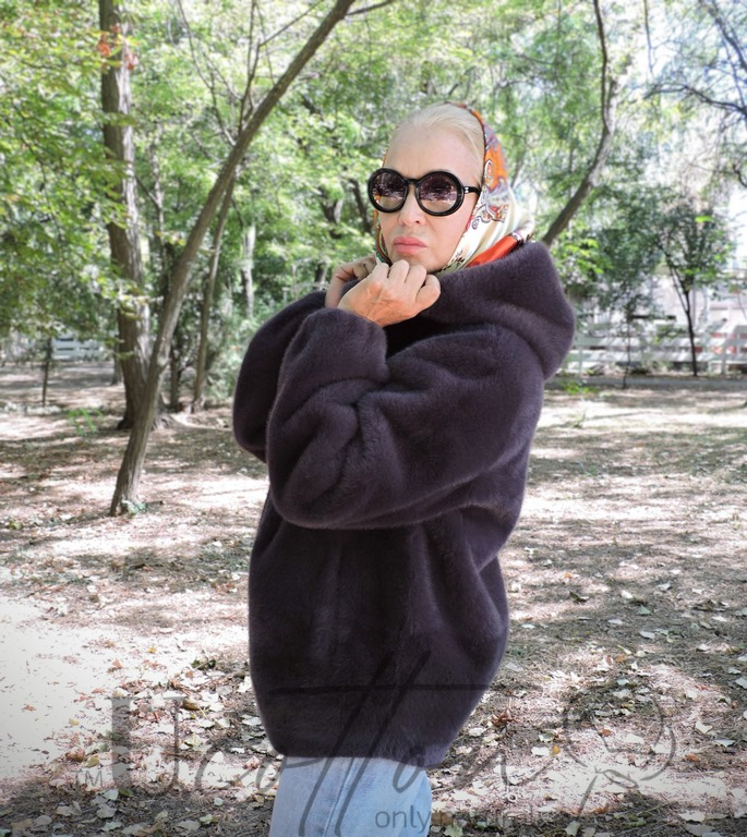 Шубка (напівшубок) з ніжного екохутра фіолетового кольору Пурпурний Ірис