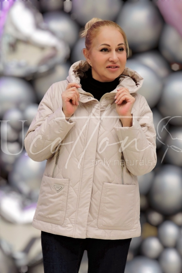Синтепонова демісезонна куртка Ромб Бежева