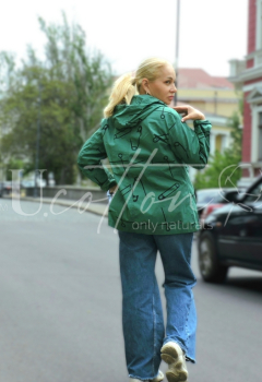 Вітровка жіноча коттонова шляхетно-зелена з малюнком Шпилька 705 Green Forest