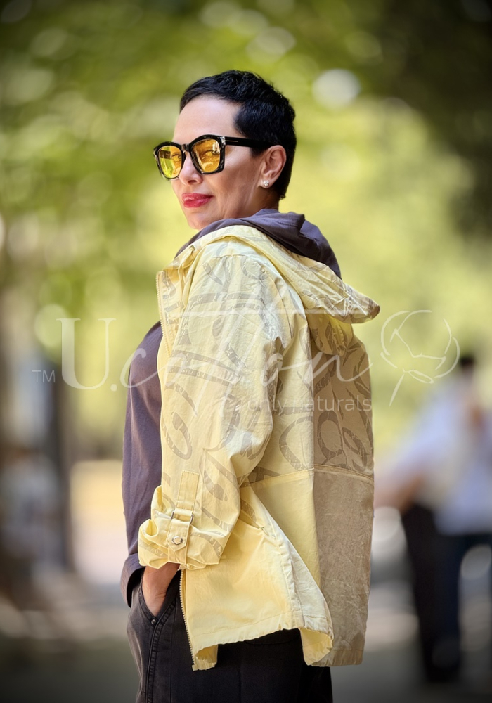 Легка базова коттонова жіноча куртка (вітровка) натуральна Травневе Сонце 836