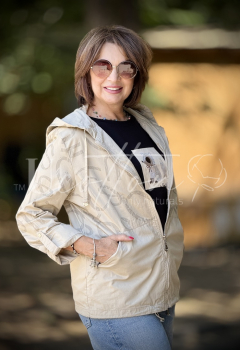 Легка базова коттонова жіноча куртка (вітровка) натуральна Шляхетний Тауп 836