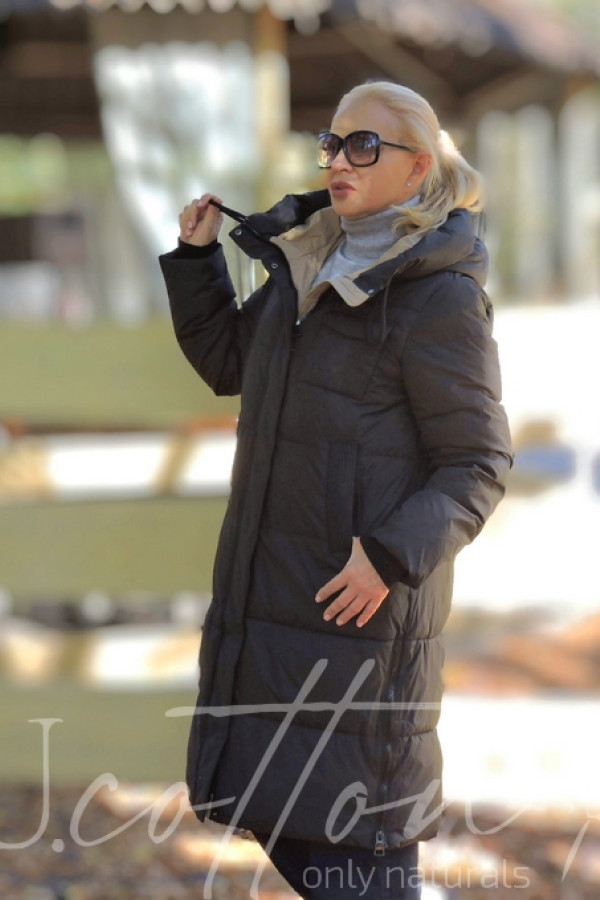 Жіночий довгий зимовий пуховик Black Pearl (чорний з сірим)