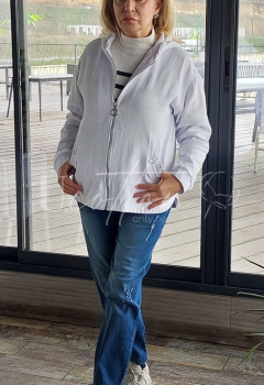 Вітровка коттонова натуральна із тканини Софт Джинс Білосніжна