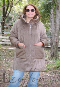 Подовжена хутрова куртка (напівпальто) з Альпаки і поліестеру 92 Пустельний Беж