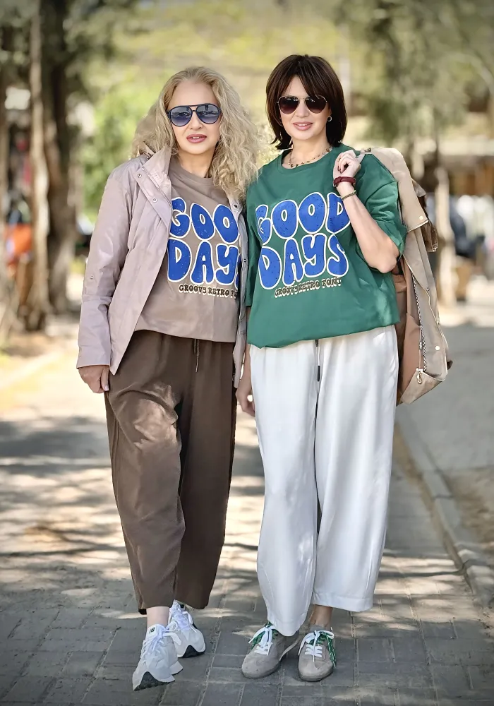 Базова футболка з принтом “Good days”
